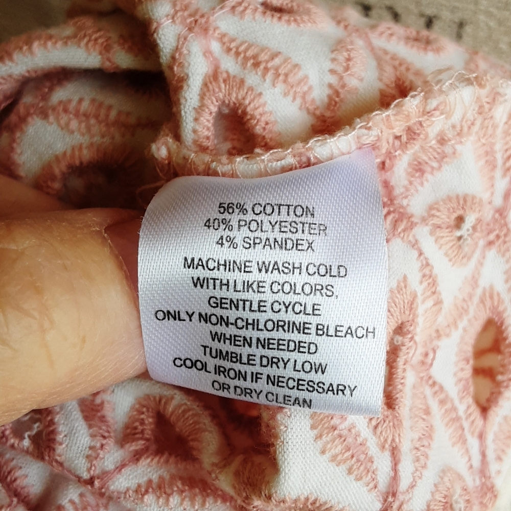 Broadway 38 Eyelet Embroidered Feminine Cotton Blend Top - Picture 9 of 9